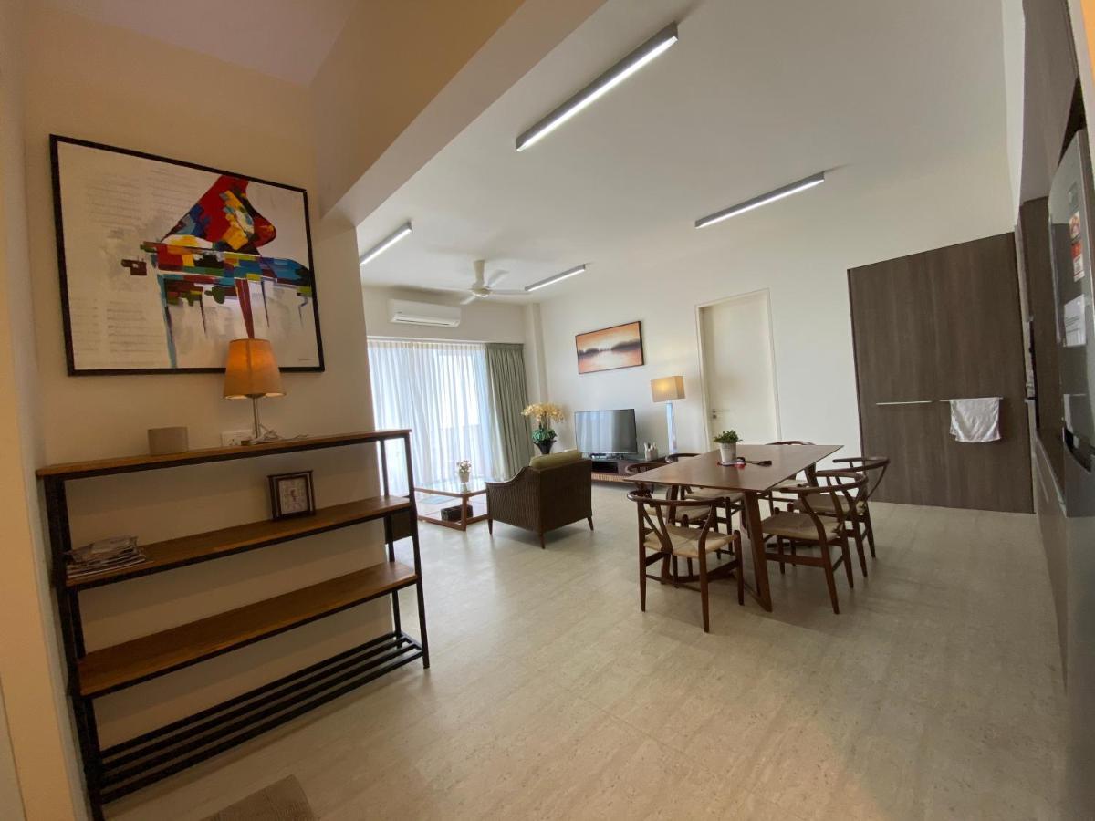 By The Sea@ Cozy Beachfront Home Batu Ferringhi Exterior foto